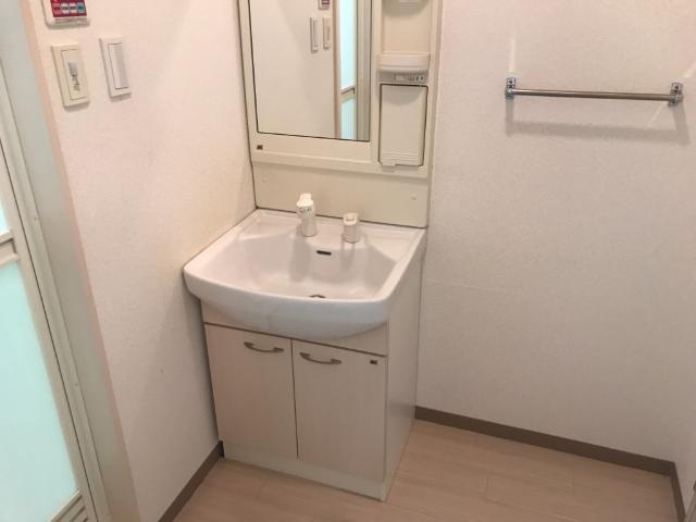 セケト　アムの洗面所|洗髪洗面化粧台