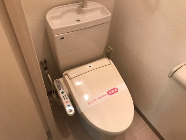 セケト　アムのトイレ|シャワー付トイレ