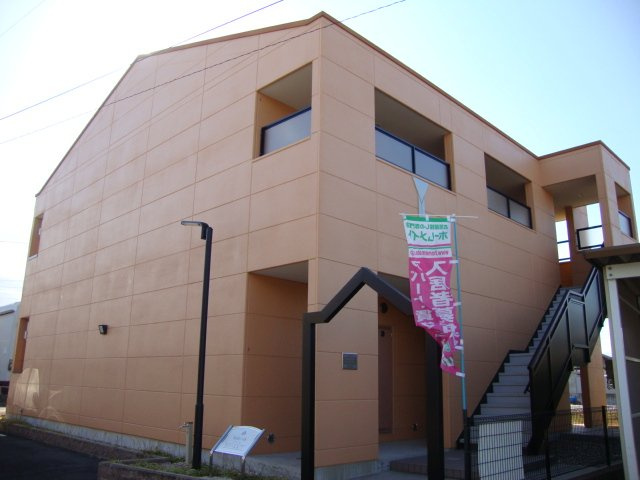 セケト　アムのエントランス|外観写真（昼）