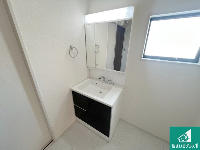 姫路市広畑区才　第8期　新築一戸建ての外観|周辺は落ち着いた街並みの住宅地！子育てがしやすい住環境です！まだ未完成ですが、現地でしかわからない事もございます。是非一度ご覧ください。