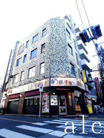 ライフピアカリーナの周辺