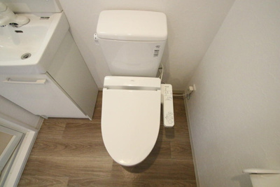 【トイレ】 | アッソルッソ | 別部屋内装写真参照