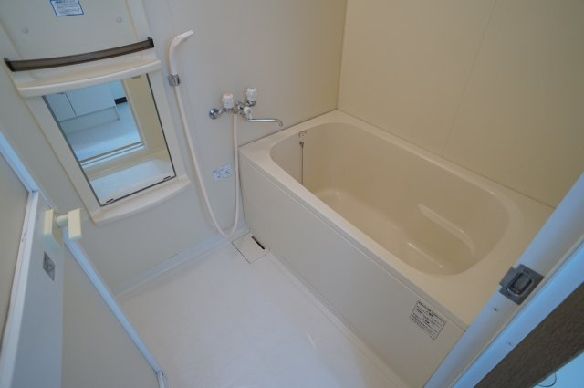 フォンテーヌ梅野の浴室