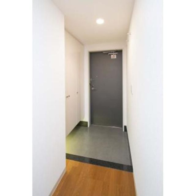 【玄関】 | エンブレムコート明石町