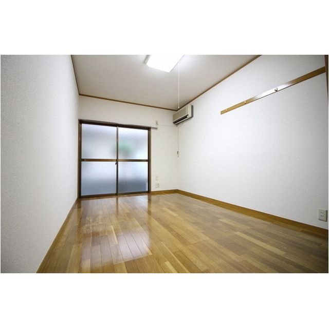 グリーンコーポの居間・リビング