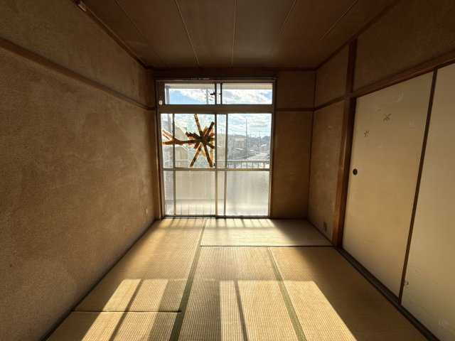 北山マンションの寝室