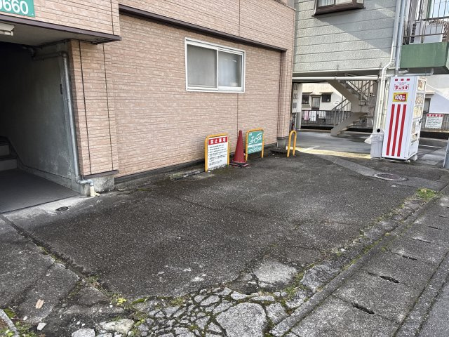 北山マンションの駐車場