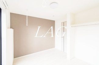 【居間・リビング】 | DELIGHT赤見台 | 洋室のお部屋です。（同仕様です。）