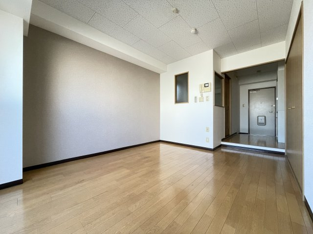 【寝室】 | ラ・ハル