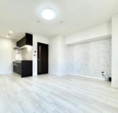 【居間・リビング】 | リバーレ上野稲荷町 | こちらのリビングで趣味の時間をお楽しみください