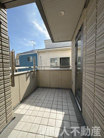 茅ヶ崎市菱沼一丁目　戸建のバルコニー|広々としたバルコニーです