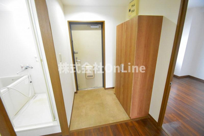 【玄関】 | ヴィラ・プラスワン