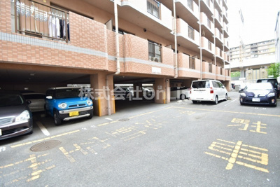 【駐車場】 | グランシャトレーDAIWA