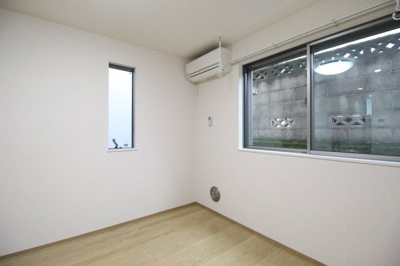 【洋室】 | カーサ西巣鴨 | コンパクトで使いやすい洋室です