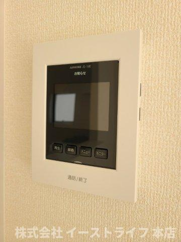 【新築戸建】　いわき市勿来町関田西2丁目1期　全2棟　長期優良住宅のセキュリティ|同社施工写真　お子さんのお留守番時など「知らない人が来たら出なくてもいい」と教育しておけば、防犯面でも格段に良くなります。