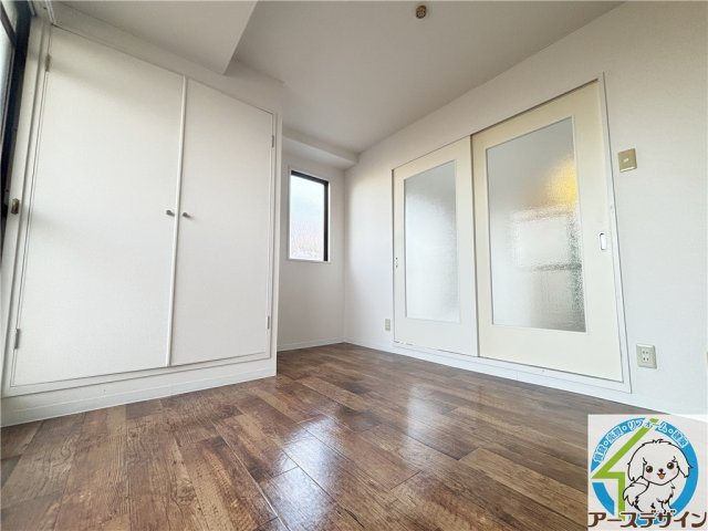 神戸市西区長畑町の賃貸マンションの洋室