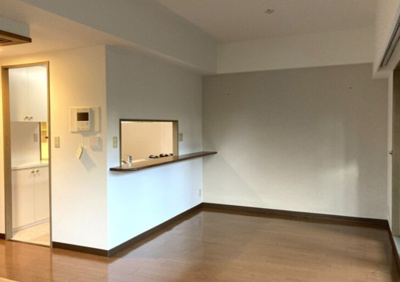 【居間・リビング】 | 川口幸町パークハウス | 使いやすい居間です