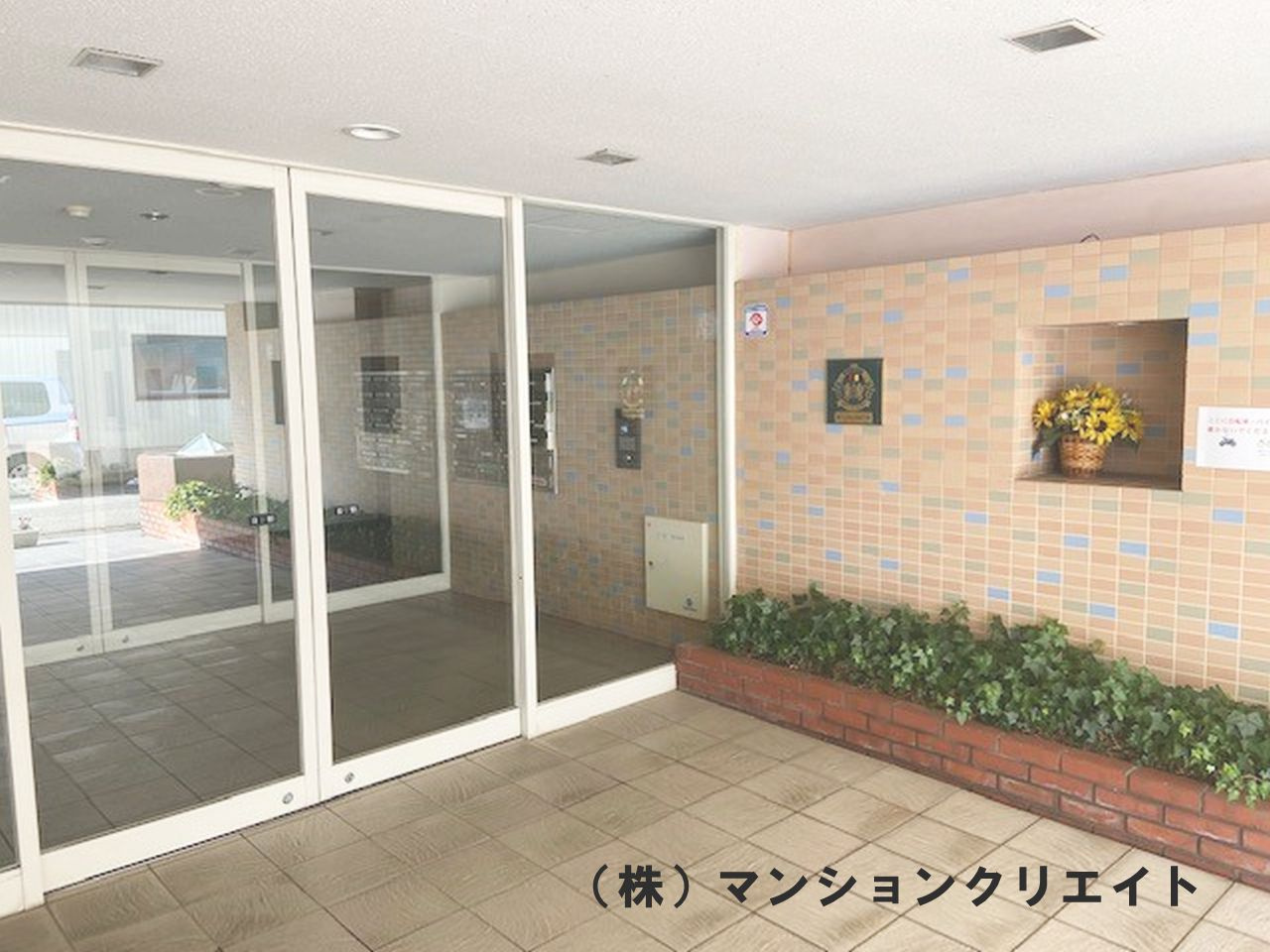 信開ドヌール松本のエントランス
