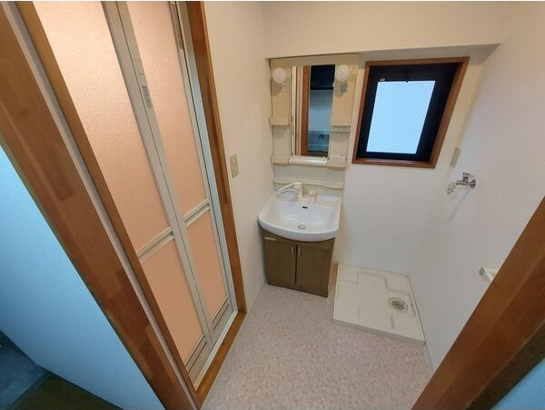 New Century 前後　　刈谷市近郊の賃貸はクラスホームの洗面所