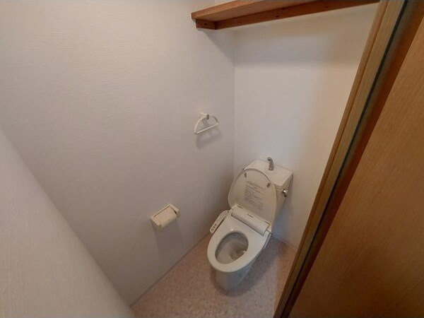 New Century 前後　　刈谷市近郊の賃貸はクラスホームのトイレ