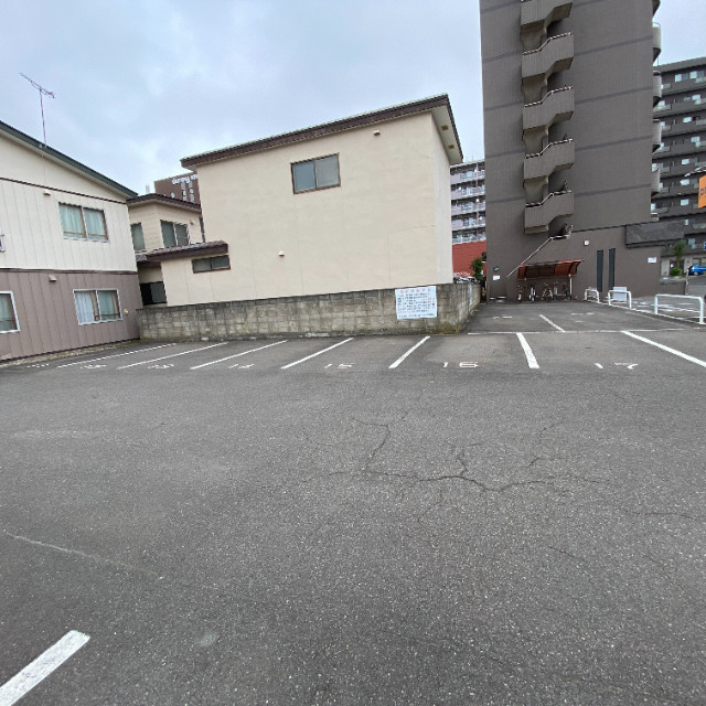 アーバンヴェールの駐車場