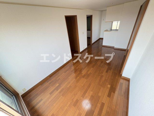 コスモハイムII Bの居間・リビング|高崎、前橋のお部屋探しはエンドスケープまで！お客様の理想お聞かせ下さい♪