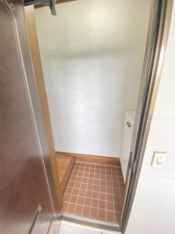 【玄関】