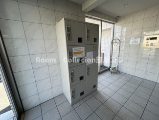 【ロビー】 | Ｃｒｅｃｅｒ（クレセール） | ※同物件他部屋写真
反転の場合有