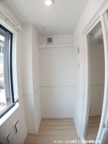 シャノワールＳの内装