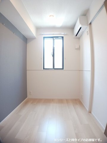 シャノワールＳの内装