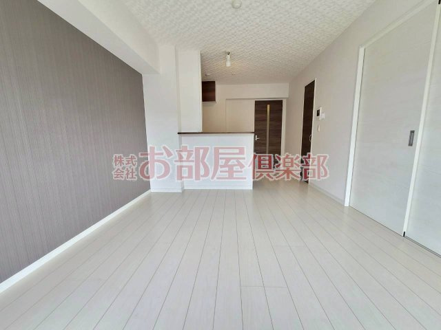 ベルオロール大善寺の居間・リビング|ゆったりとしたリビングです