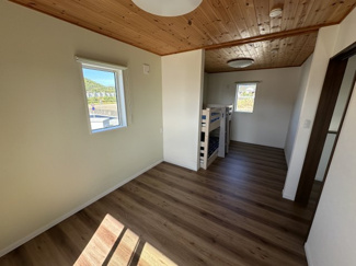 【洋室】 | 【北杜市須玉町藤田】主要施設などが近くにある築浅の物件