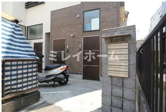 プラティーク南蒲田のエントランス