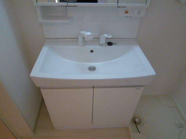 コンフォルト・カーザの独立洗面台|洗面