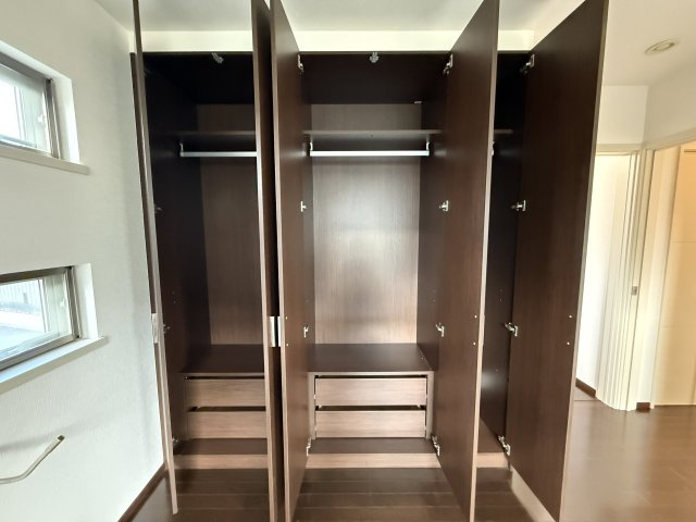 吹田市千里山西５丁目４５－９戸建の収納