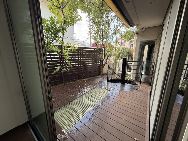 吹田市千里山西５丁目４５－９戸建の庭