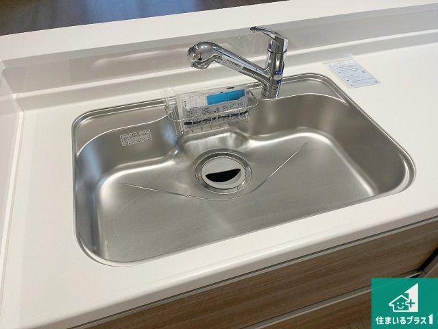 神戸市垂水区桃山台　新築一戸建ての設備|広々としたシンクで食器洗いも楽々！