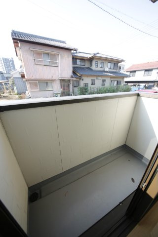 アネモス新舞子のバルコニー