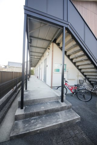 アネモス新舞子のエントランス