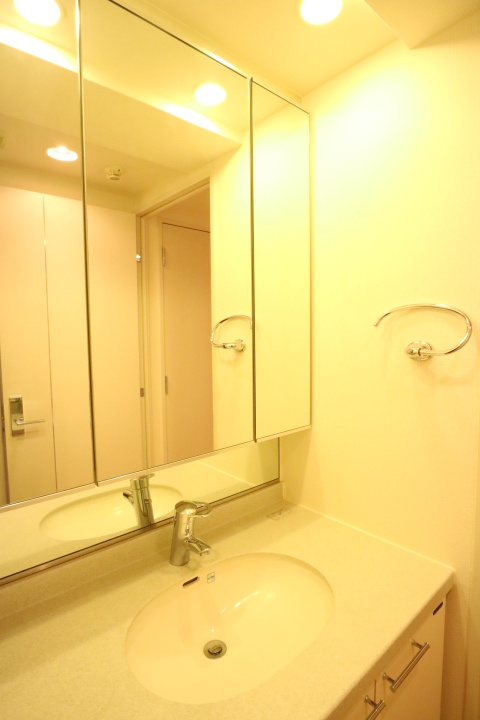 プライムアーバン赤坂の独立洗面台|※参考写真※