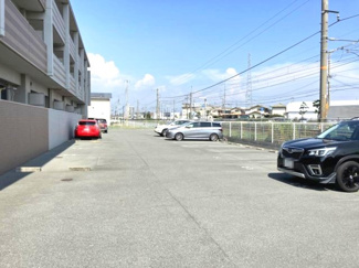 【駐車場】