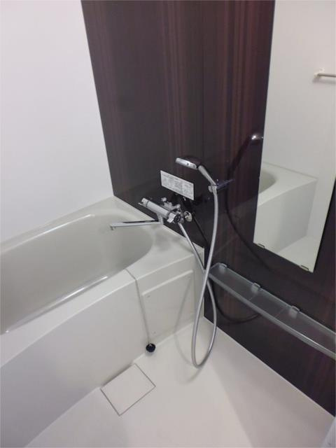 メイクスデザイン府中の浴室