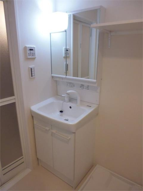 メイクスデザイン府中の洗面所