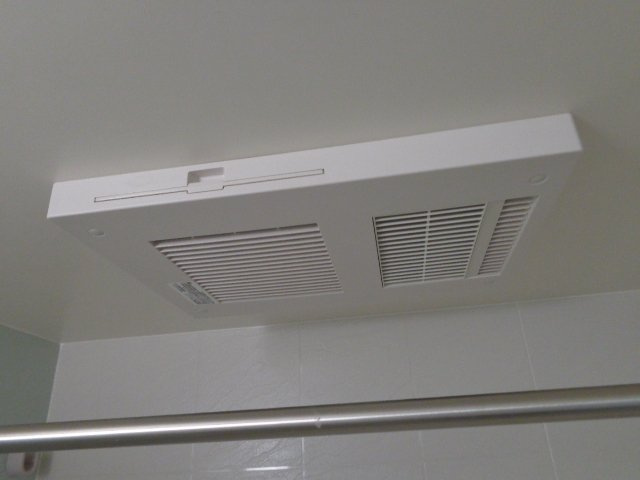 カサ・グラータの浴室|浴室乾燥機