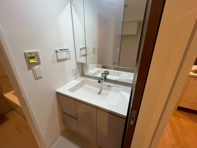 Parc de Vert Esakaの独立洗面台