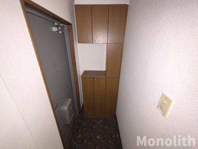 グランディールY・Mの玄関