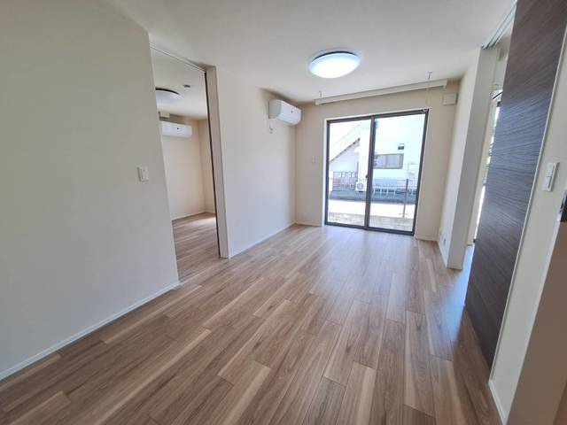 サニーコート瀬戸の居間・リビング