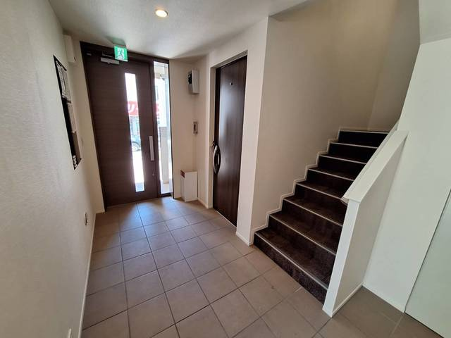 サニーコート瀬戸のロビー