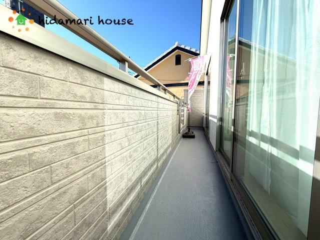 上尾市上尾下4期　新築戸建　ハートフルタウンBのバルコニー