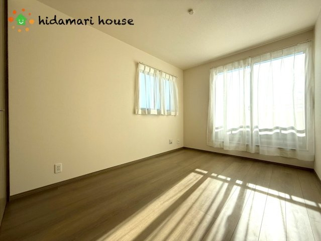 上尾市上尾下4期　新築戸建　ハートフルタウンBの洋室|2階洋室：6帖